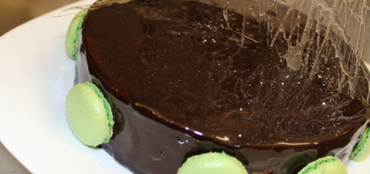 French Macarons around a Cake